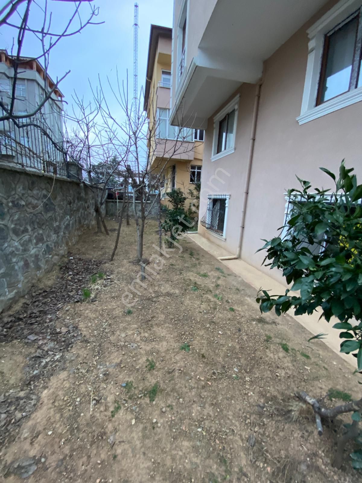 Trabzon'da Kiralık 2+1 Daire - Görsel 12