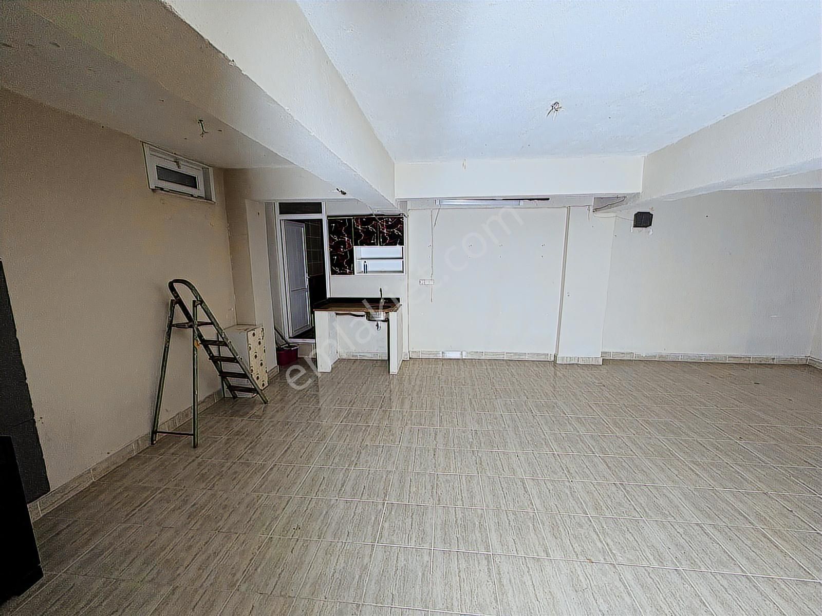 Lidya Emlak'tan 90m2 Wcli Kiralık Dükkan,depo,mağaza - Görsel 2