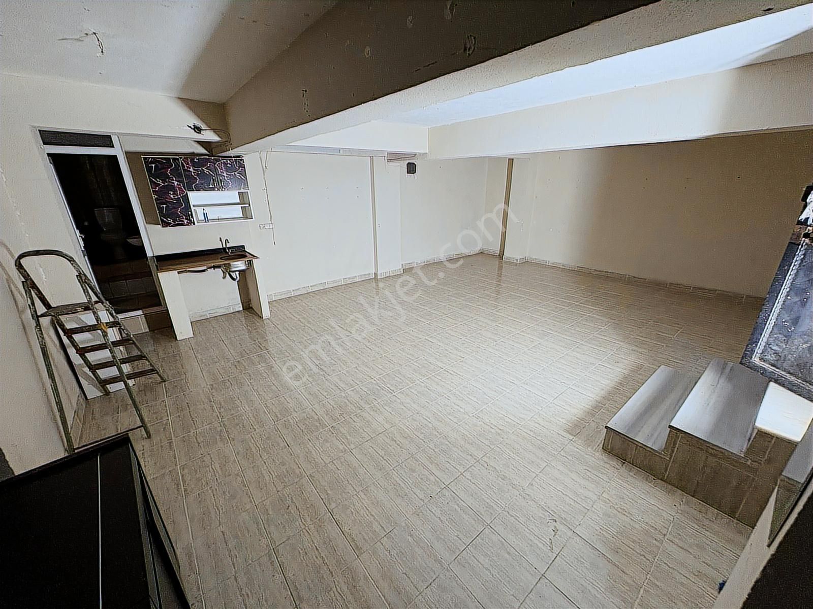 Lidya Emlak'tan 90m2 Wcli Kiralık Dükkan,depo,mağaza - Görsel 3