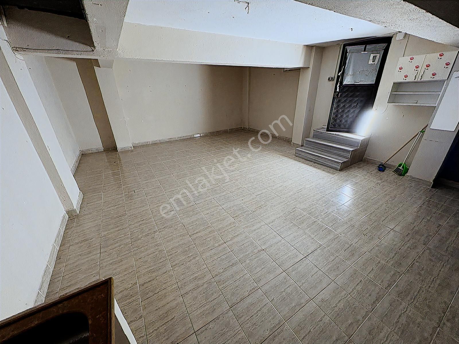 Lidya Emlak'tan 90m2 Wcli Kiralık Dükkan,depo,mağaza