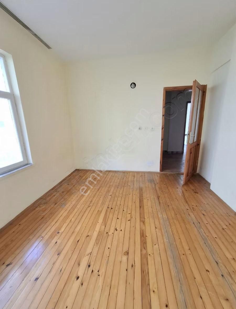 Manavgat Yukarı Pazarcı Mahallesinde 1+1 Kiralık Daire - Görsel 15