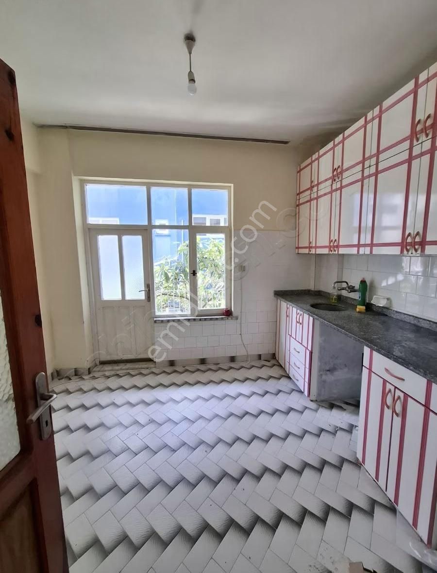 Manavgat Yukarı Pazarcı Mahallesinde 1+1 Kiralık Daire - Görsel 6