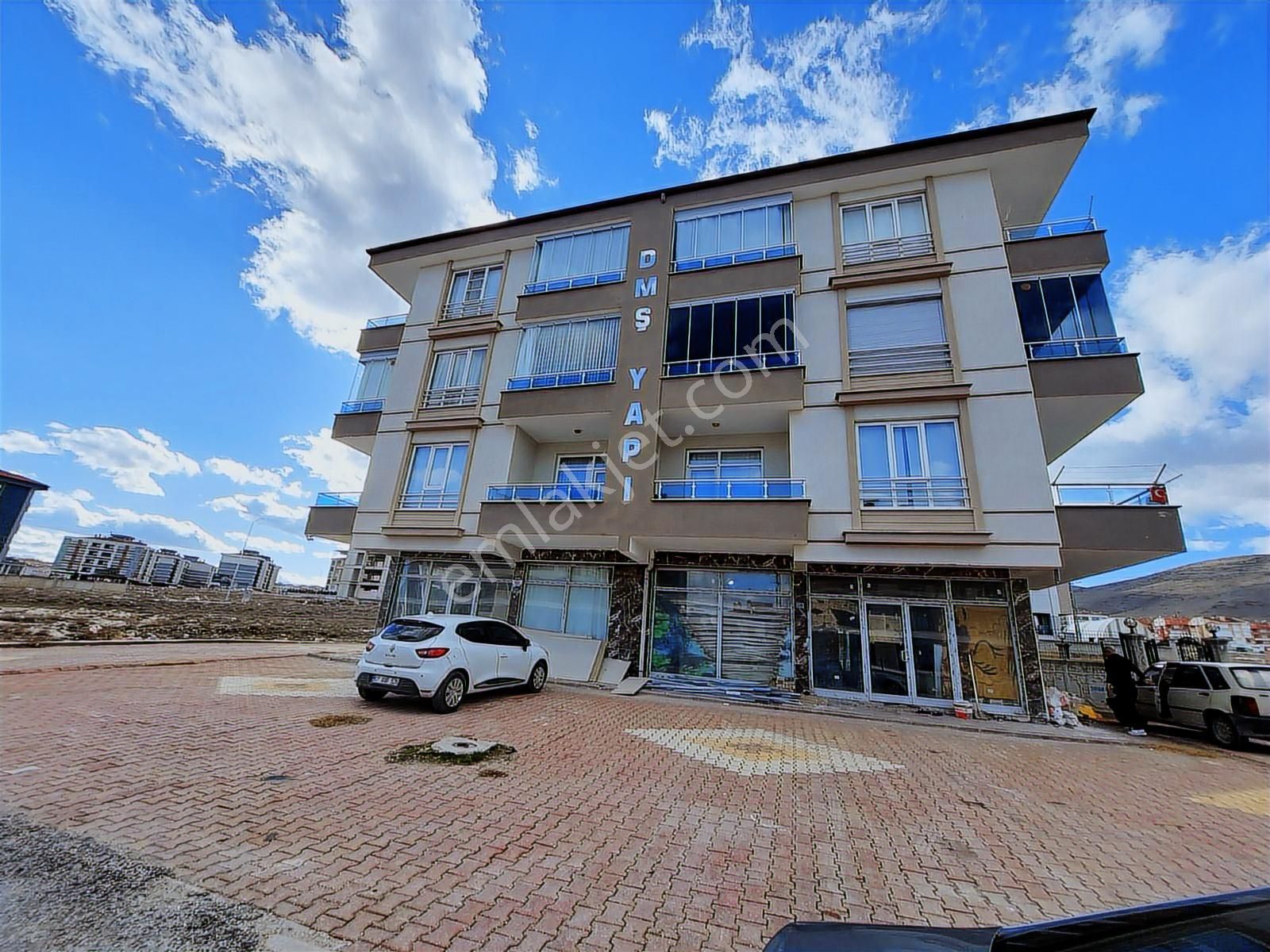 Selahattin Eyyubide Yatırımın Yeni Adresi: Fırın Ruhsatlı Köşe