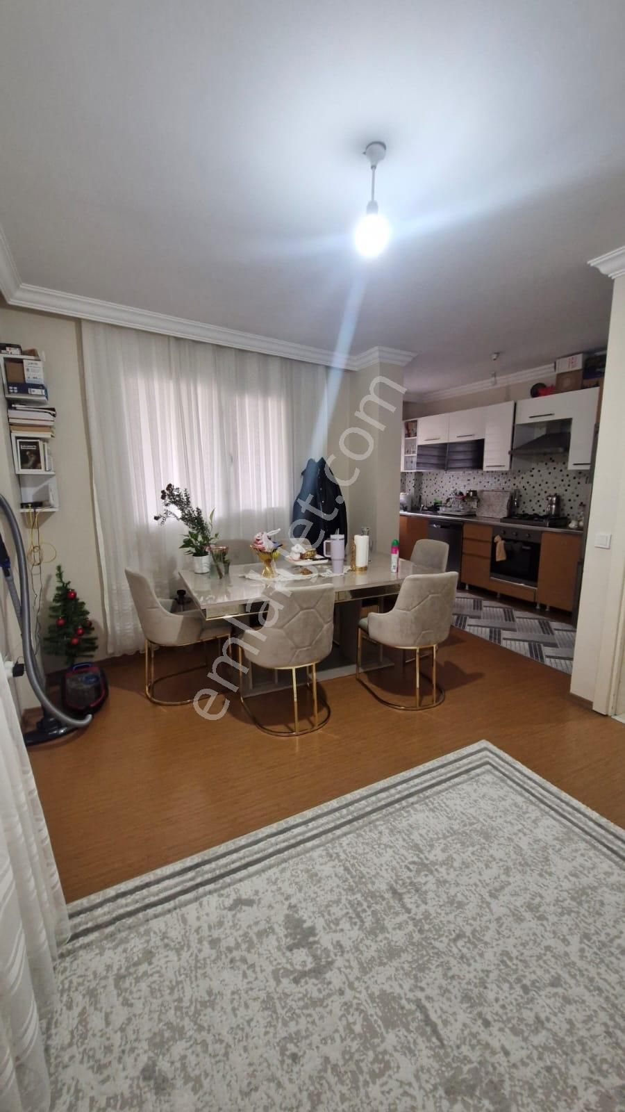 Bornova Erzene'de Genç Binada, Asansörlü 2+1