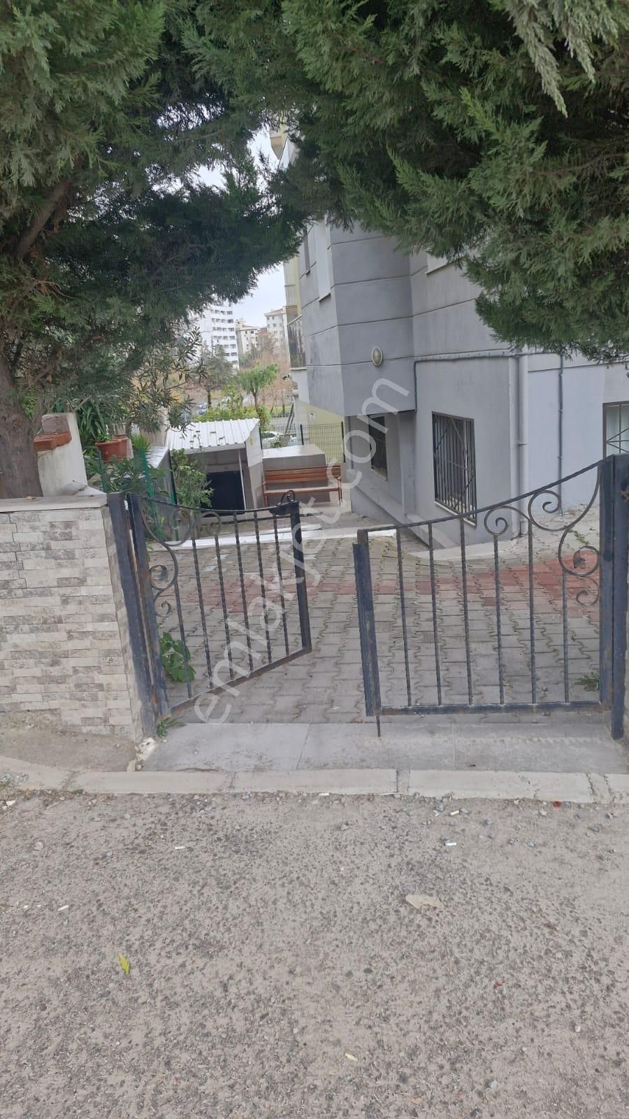 Bornova Erzene'de Genç Binada, Asansörlü 2+1 - Görsel 7