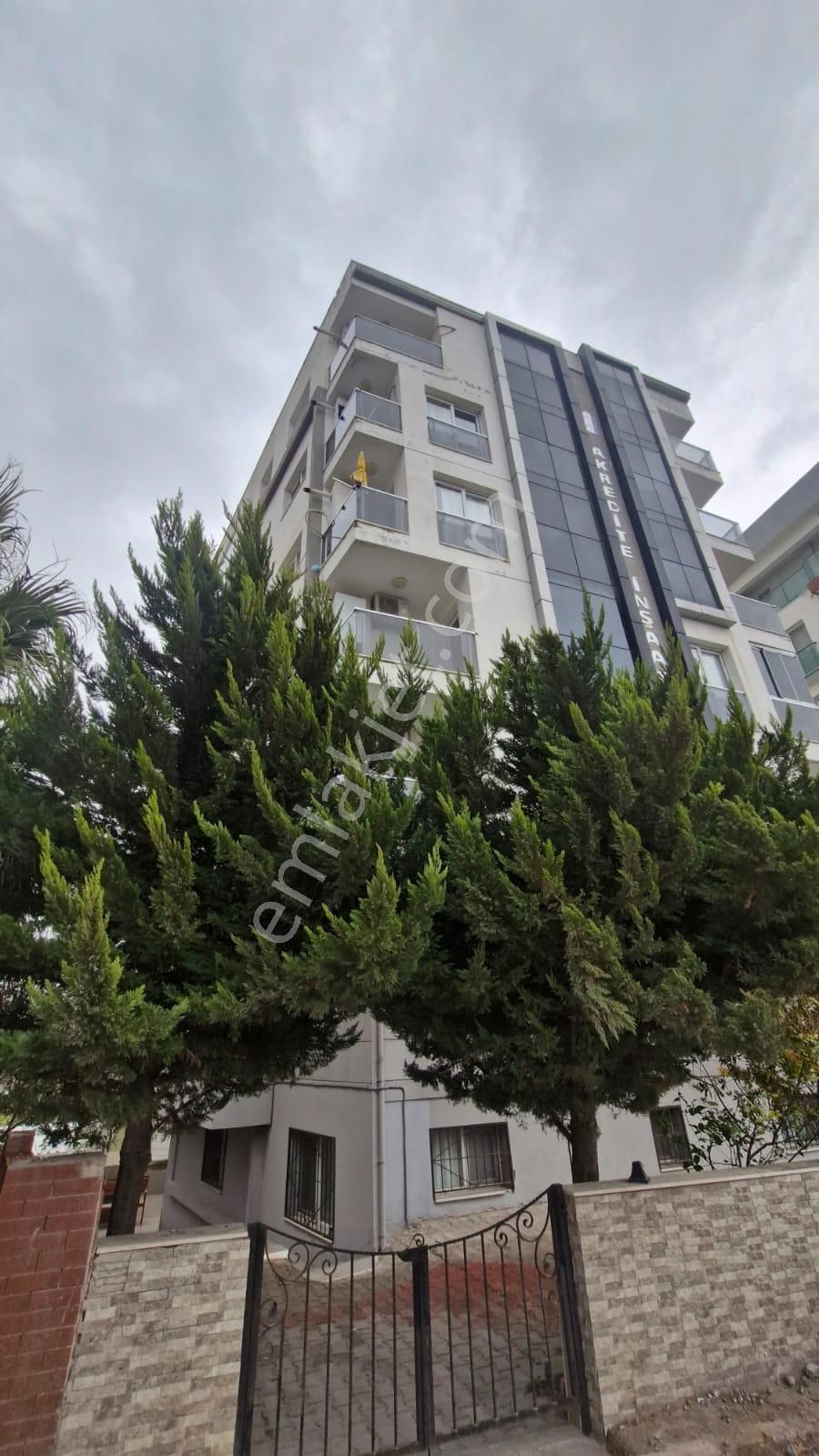 Bornova Erzene'de Genç Binada, Asansörlü 2+1 - Görsel 42