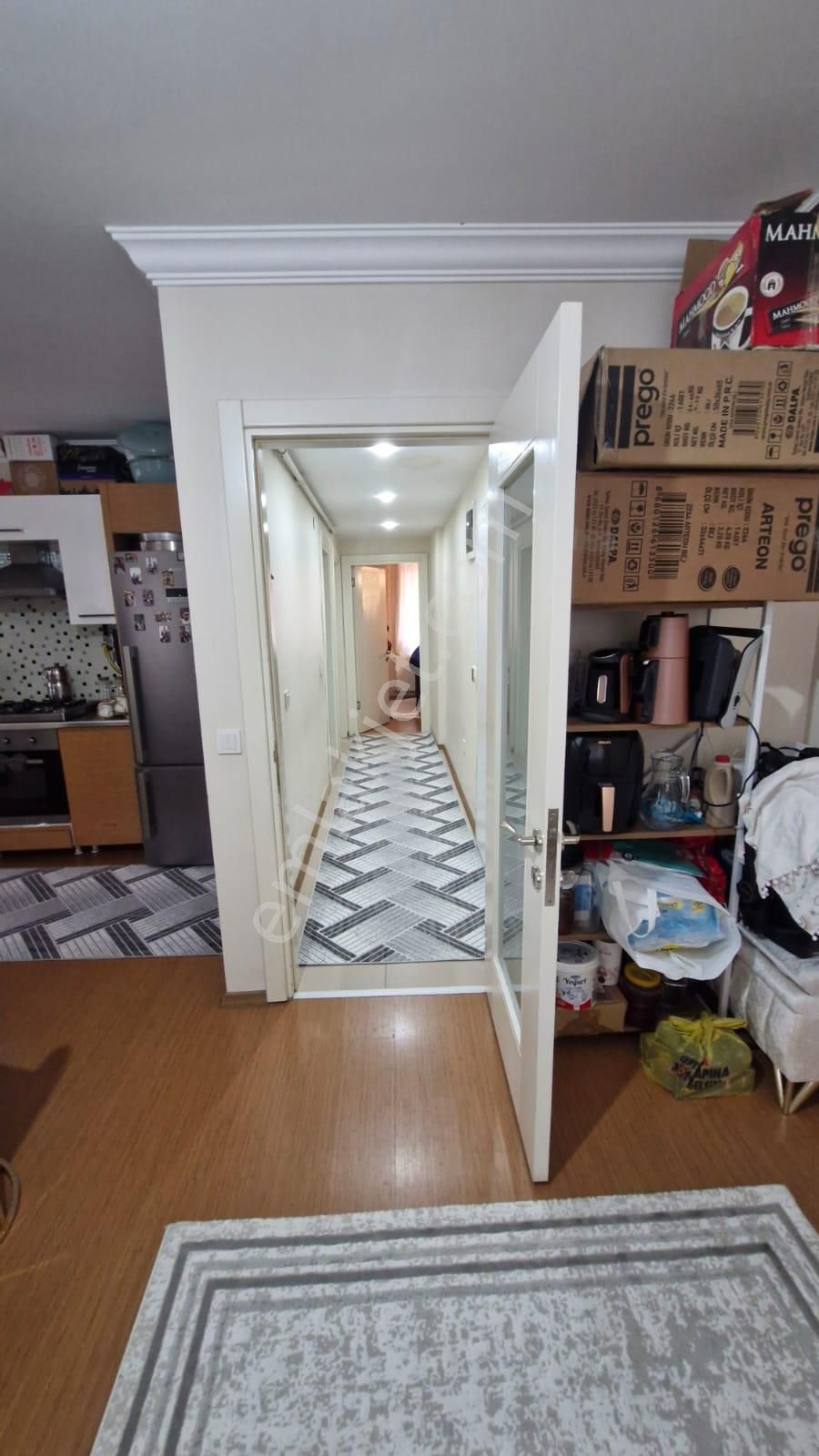 Bornova Erzene'de Genç Binada, Asansörlü 2+1 - Görsel 10