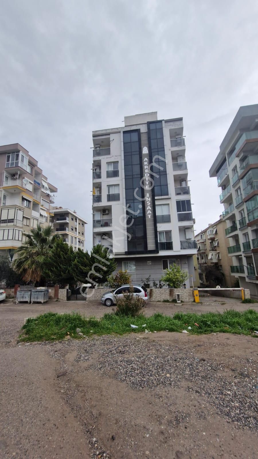 Bornova Erzene'de Genç Binada, Asansörlü 2+1 - Görsel 38