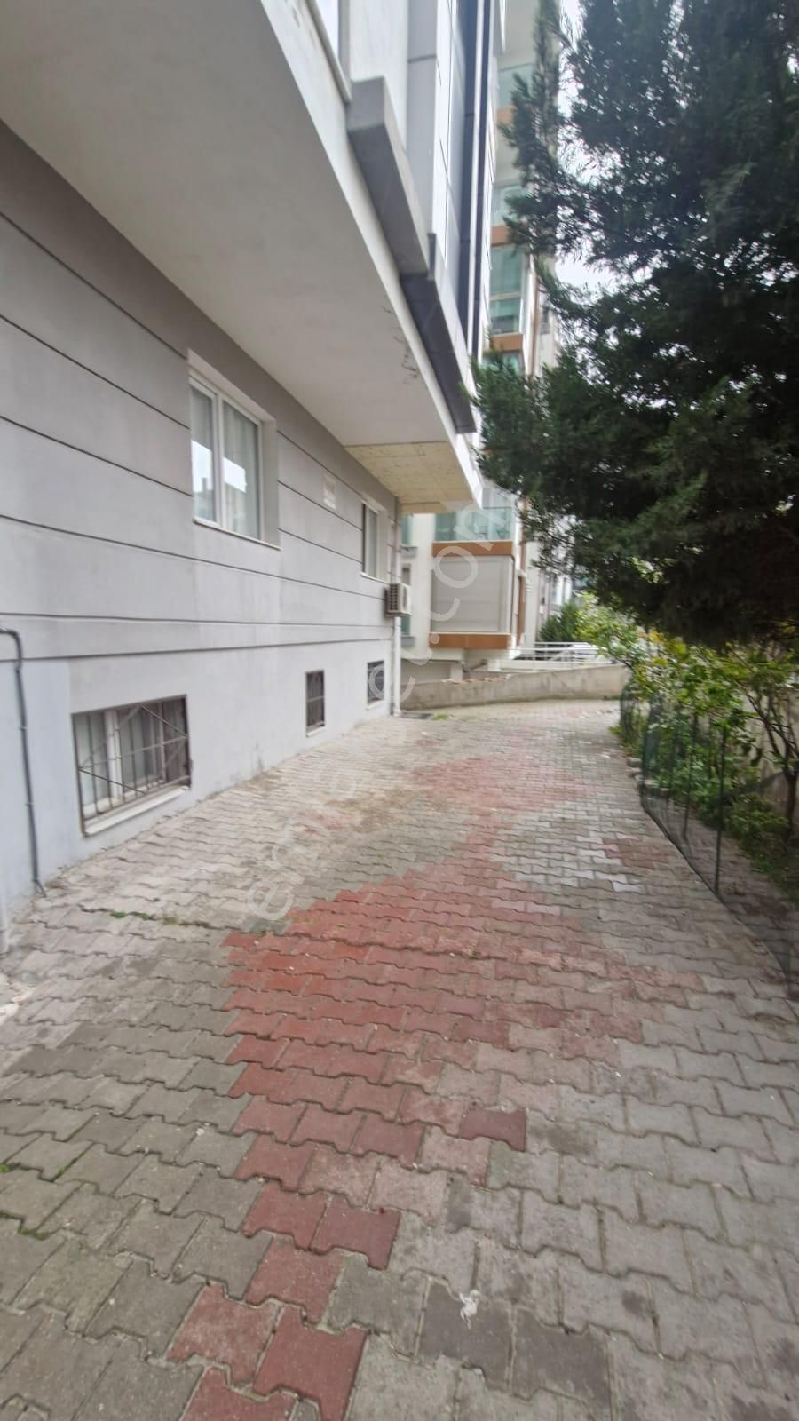 Bornova Erzene'de Genç Binada, Asansörlü 2+1 - Görsel 40