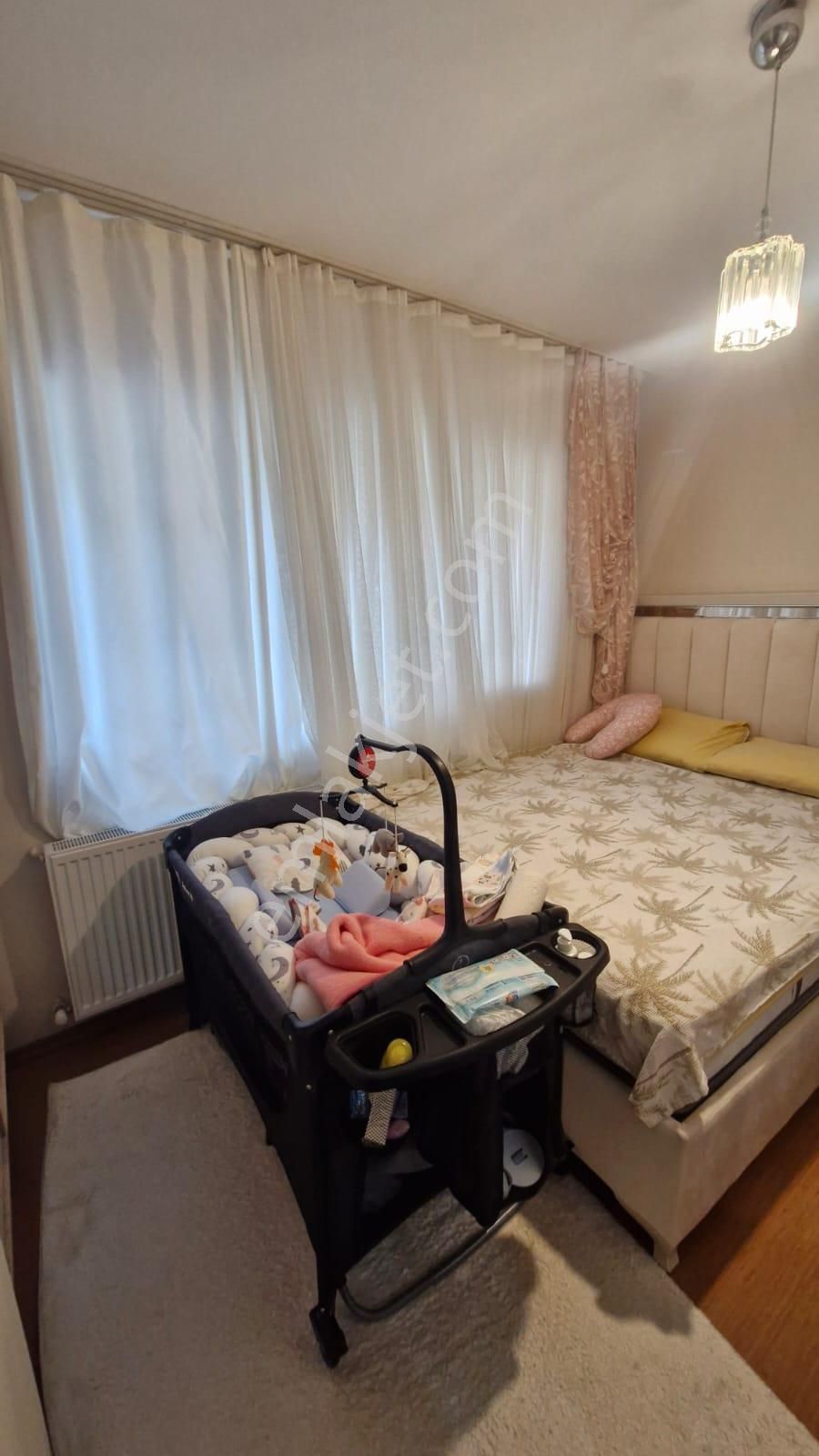 Bornova Erzene'de Genç Binada, Asansörlü 2+1 - Görsel 20