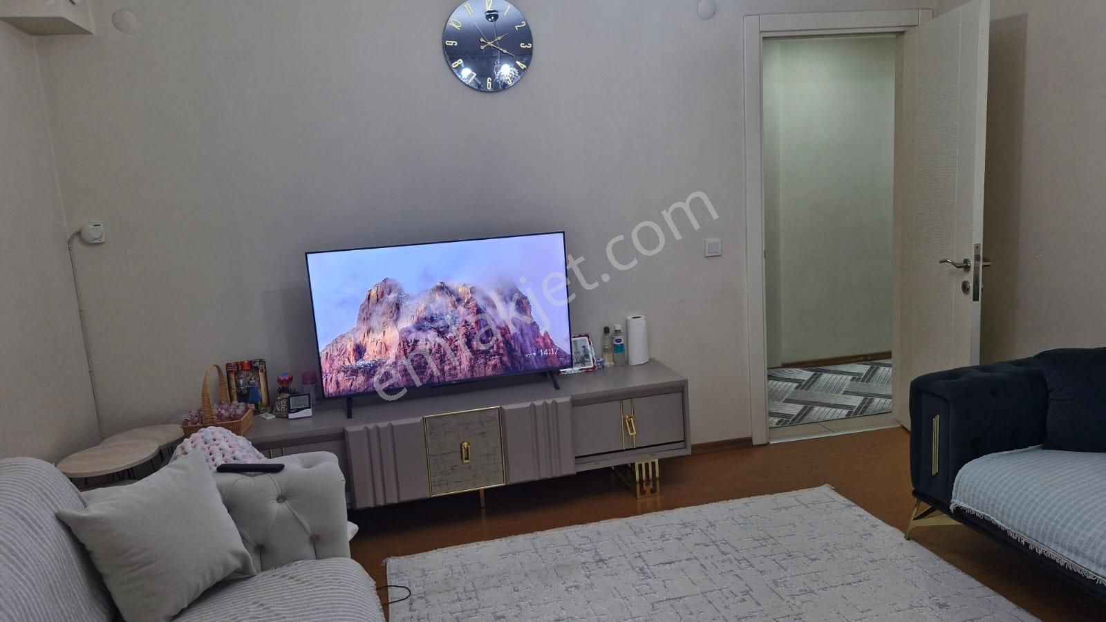 Bornova Erzene'de Genç Binada, Asansörlü 2+1 - Görsel 19