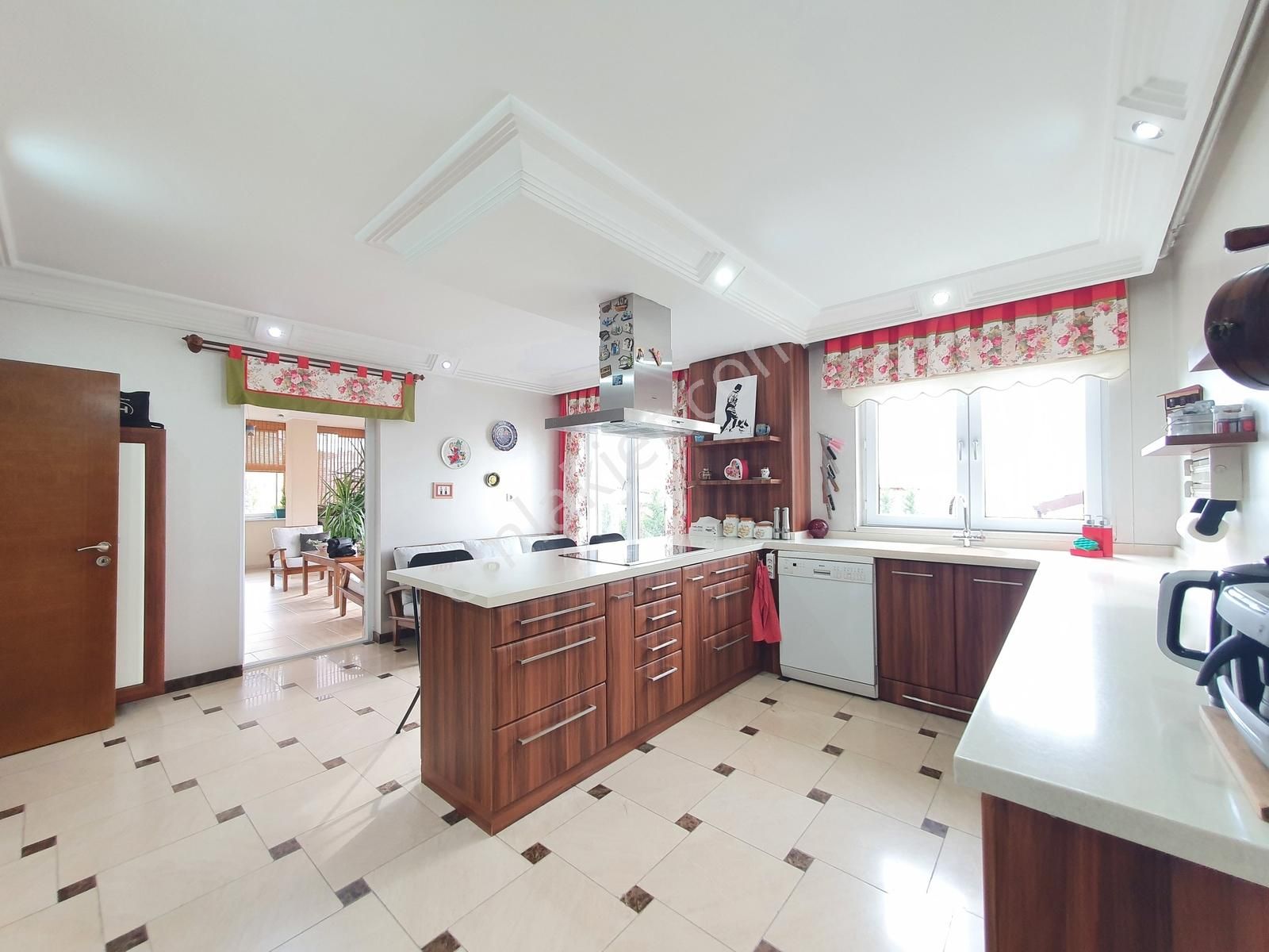 Mef Gyd'den Hamitler'de Müstakil Bahçeli Otoparklı Komple Bina ! - Görsel 30