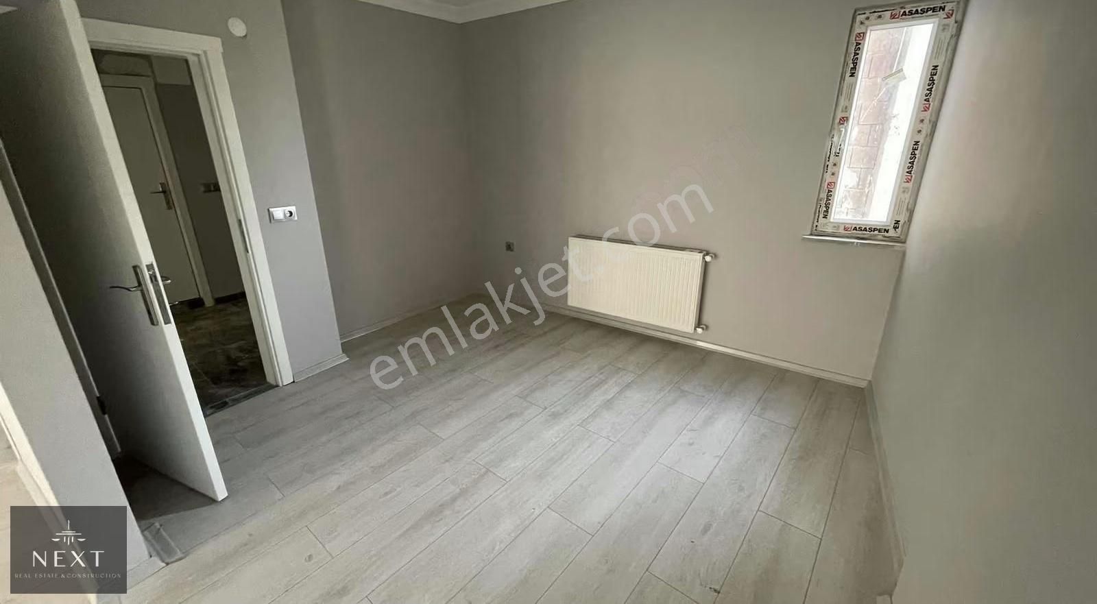 Akyazı'da İçerisi Yeni Yapılmış Satılık 2+1 Daire - Görsel 2