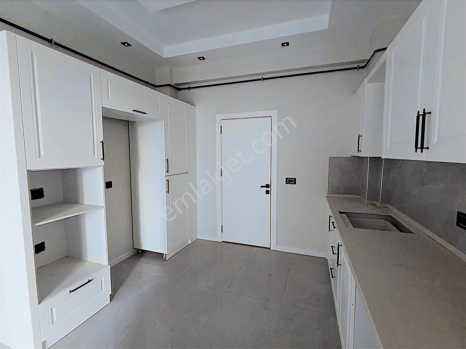 Blokyapı'dan Yenişafak'ta Havuzlu Sitede 3+1 Ara Kat Sıfır Daire - Görsel 2
