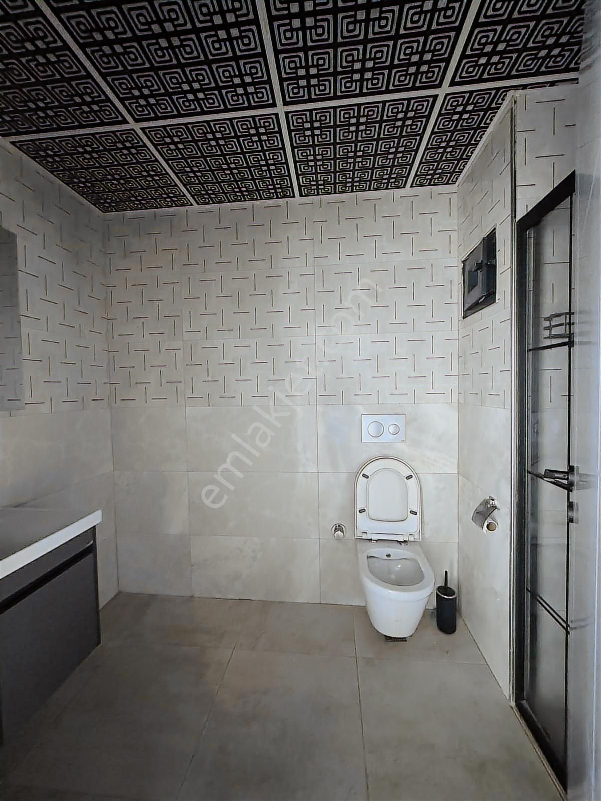 Bandırma Mavi Emlaktan Yeni Mahallede 3+1 Kiralık Daire - Görsel 24