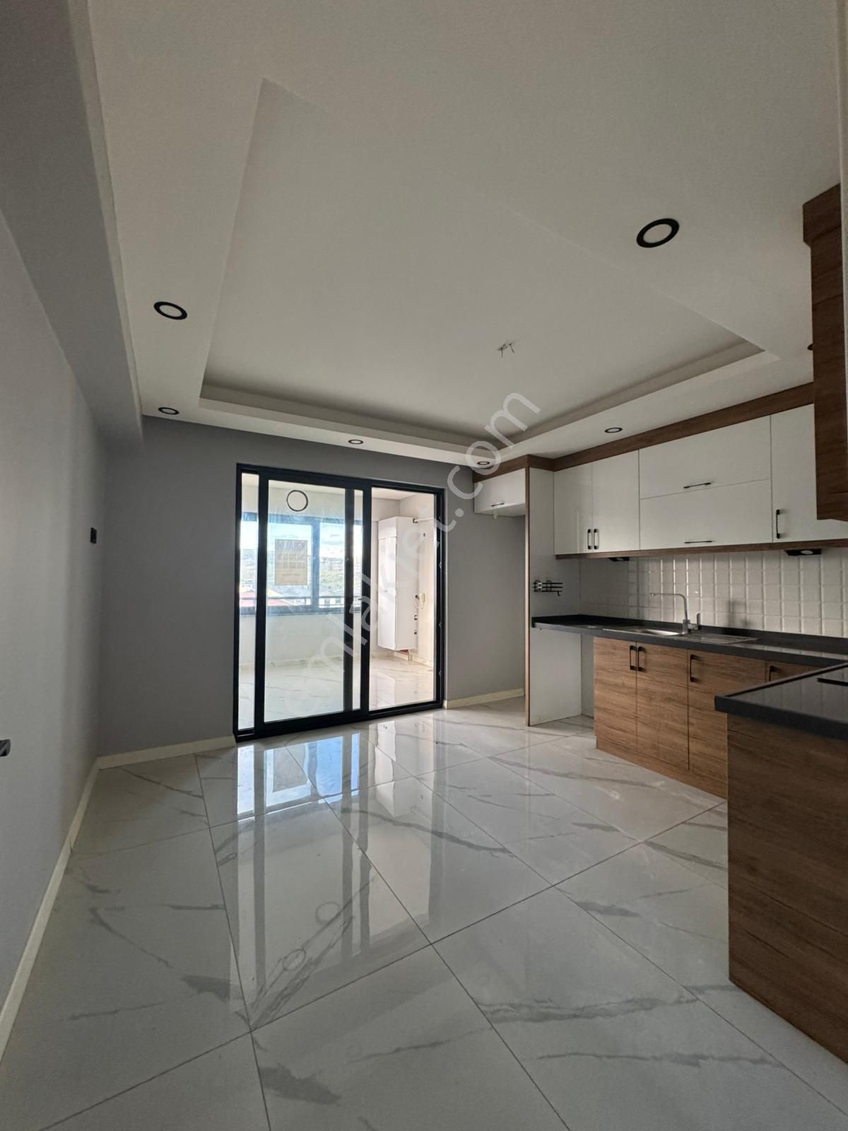 Bandırma Mavi Emlaktan Yeni Mahallede 3+1 Kiralık Daire - Görsel 32