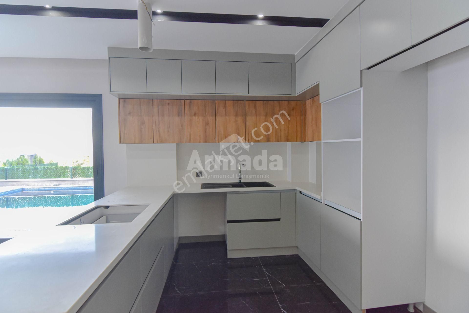 Kuşadası Ultra Lüks 6+1 Özel Havuzlu Deniz Manzaralı Villa - Görsel 5