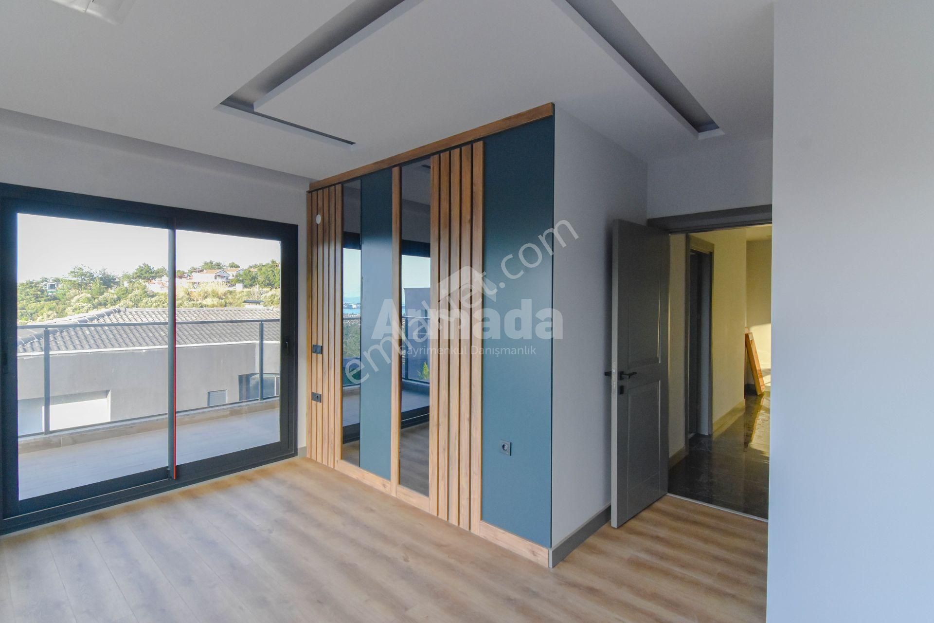 Kuşadası Ultra Lüks 6+1 Özel Havuzlu Deniz Manzaralı Villa - Görsel 14