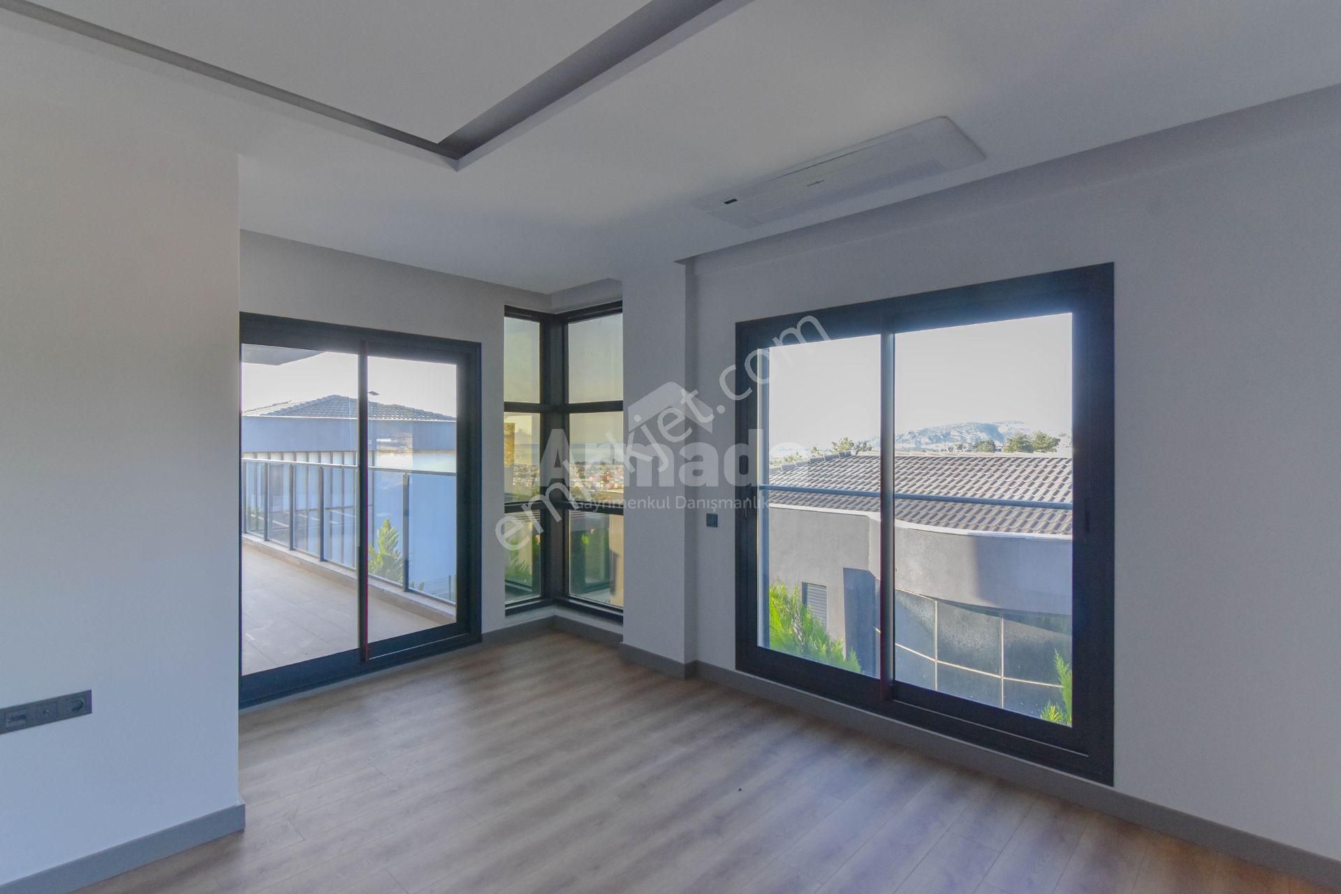 Kuşadası Ultra Lüks 6+1 Özel Havuzlu Deniz Manzaralı Villa - Görsel 23