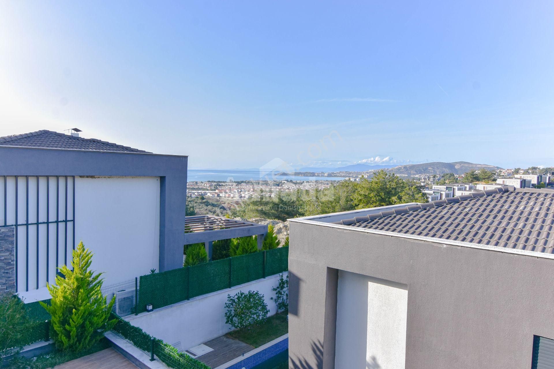 Kuşadası Ultra Lüks 6+1 Özel Havuzlu Deniz Manzaralı Villa - Görsel 28