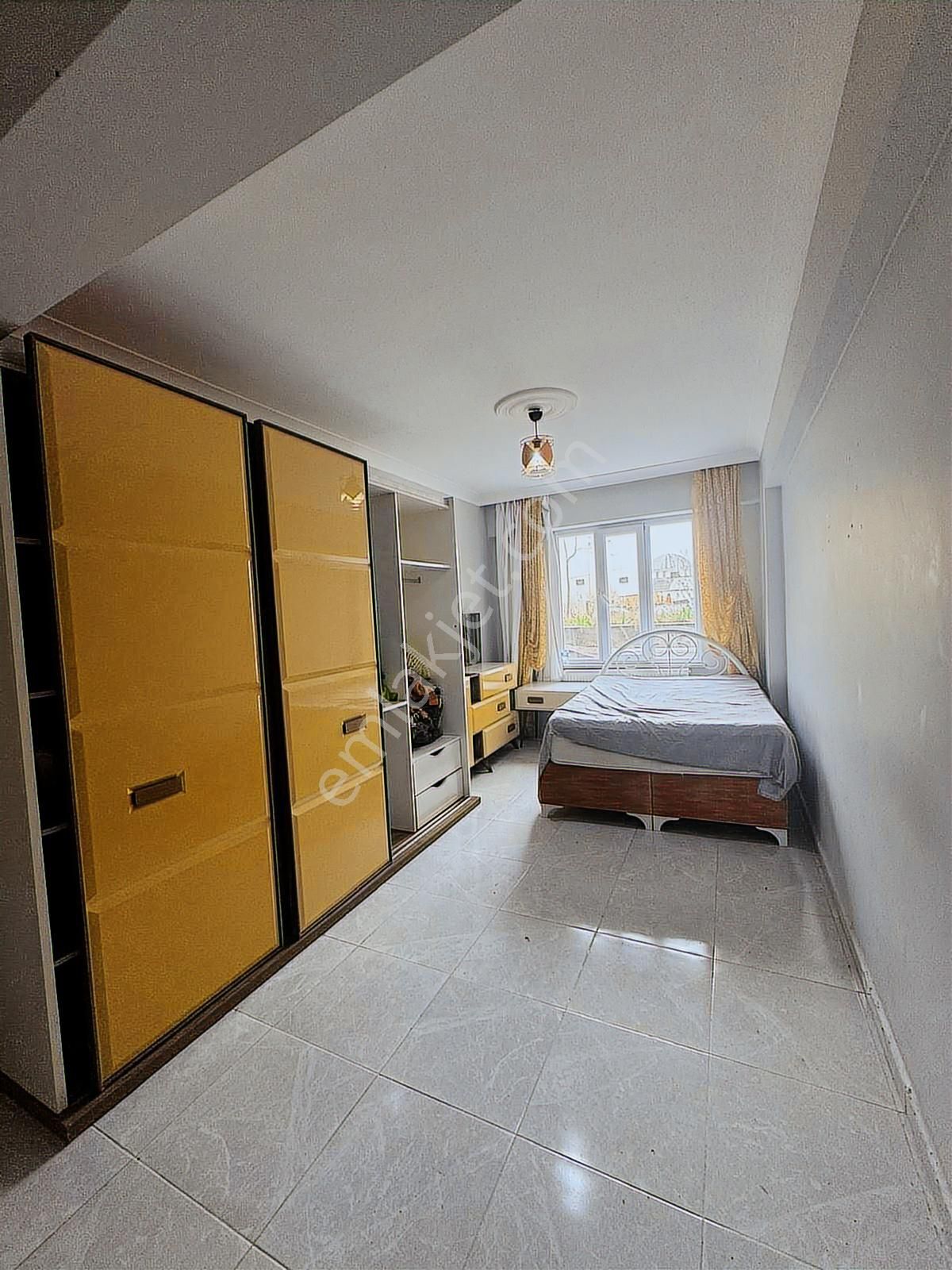 Bandırma Mavi Emlaktan Sunullah Mahallesinde 2+0 Kiralık Daire