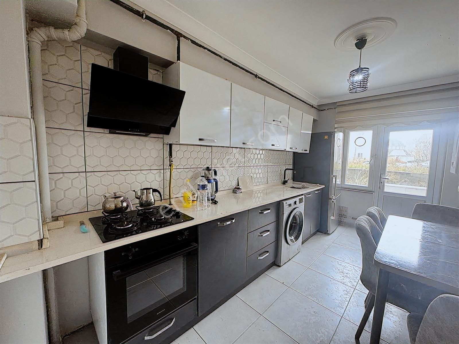 Bandırma Mavi Emlaktan Sunullah Mahallesinde 2+0 Kiralık Daire - Görsel 14