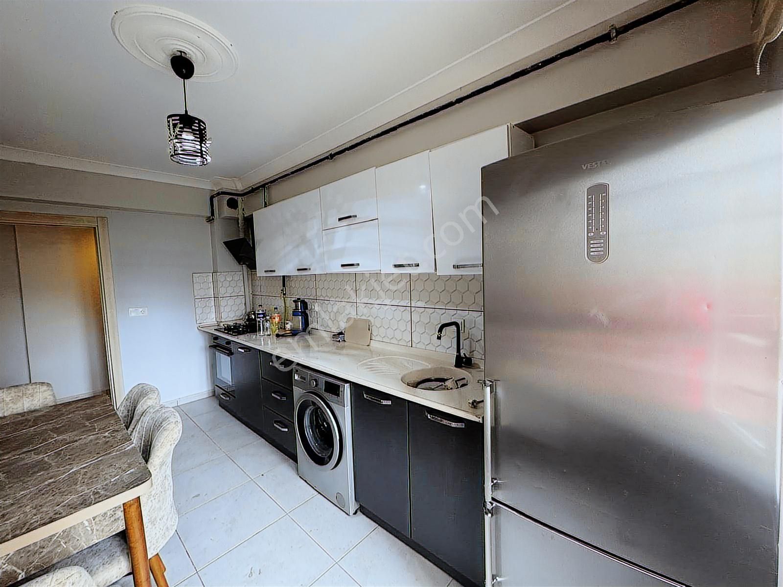 Bandırma Mavi Emlaktan Sunullah Mahallesinde 2+0 Kiralık Daire - Görsel 15