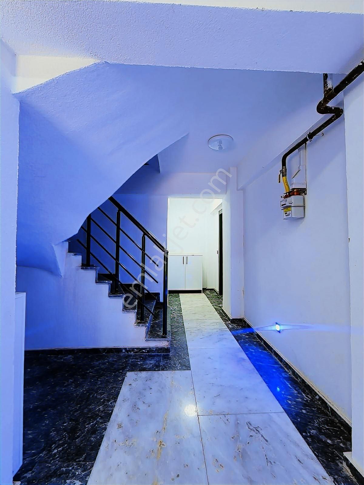 Bandırma Mavi Emlaktan Sunullah Mahallesinde 2+0 Satılık Daire - Görsel 10