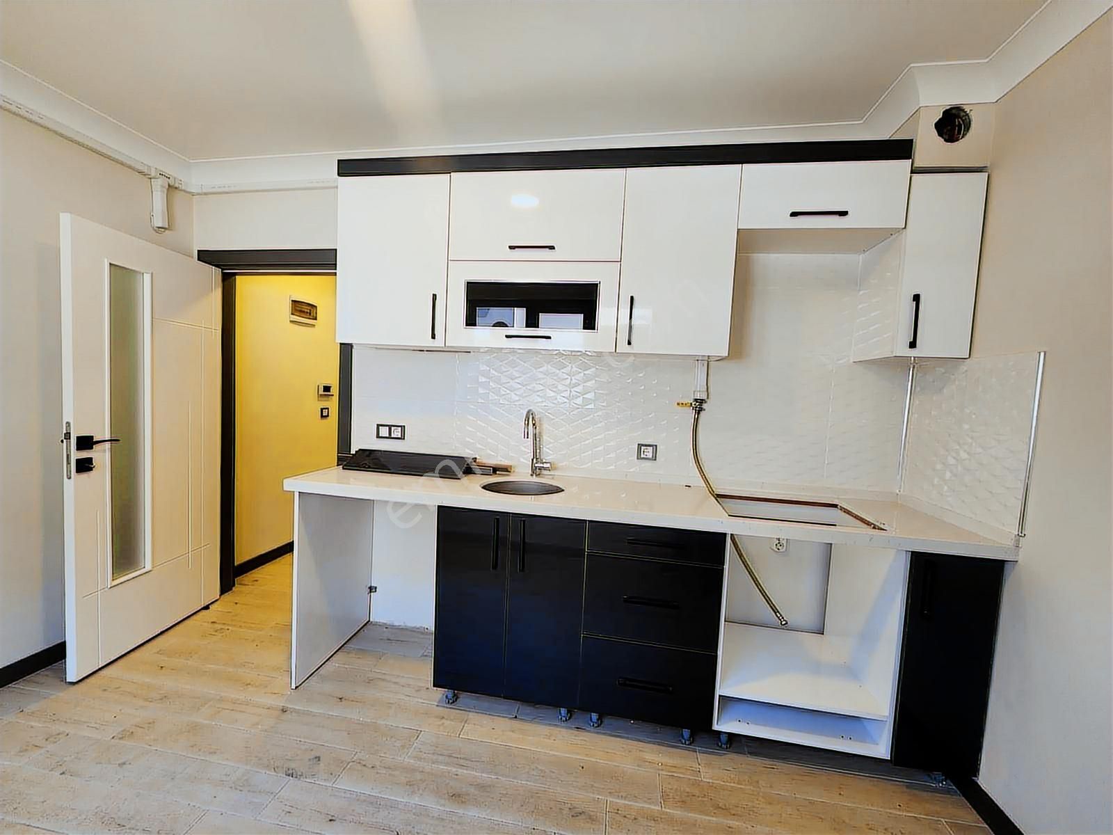 Bandırma Mavi Emlaktan Sunullah Mahallesinde 2+0 Satılık Daire - Görsel 5