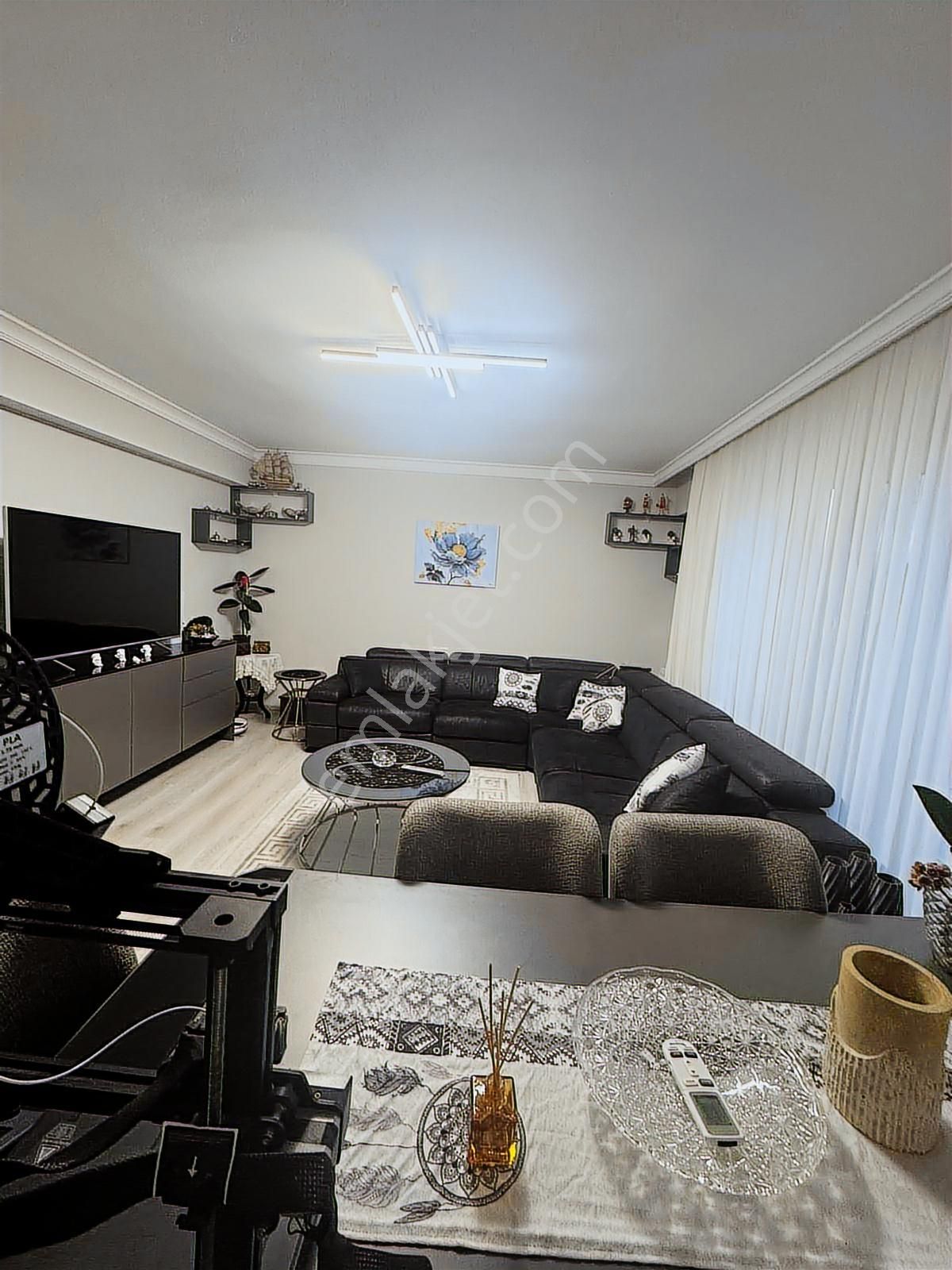 Bandırma Mavi Emlaktan İhsaniye Mahallesinde 3+1 Satılık Daire - Görsel 2