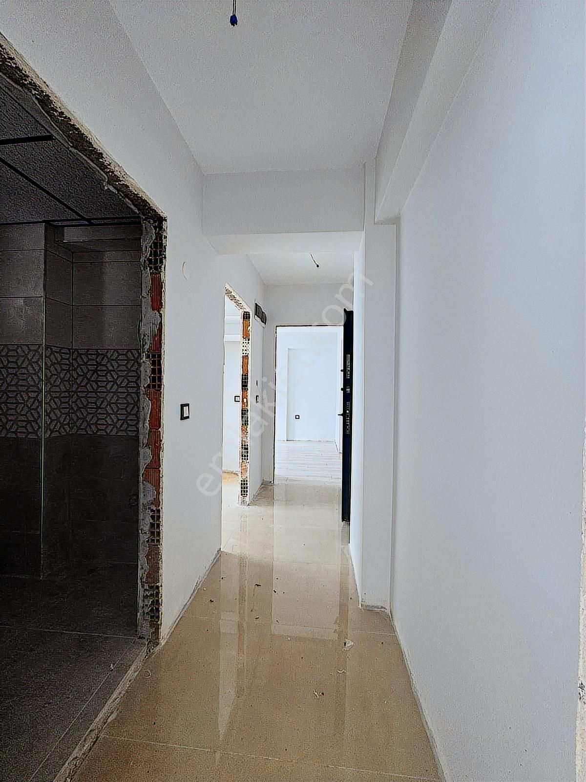 Bandırma Mavi Emlaktan Yeni Mahallede 2+0 Satılık Lüks Daire