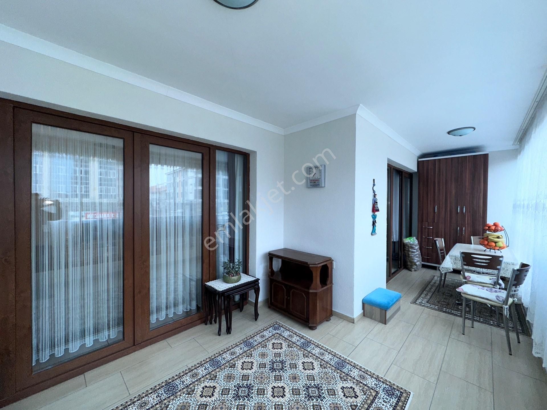 Zümrüt Park Konutlarında Merkezi Lokasyonda Site Dairesi - Görsel 13