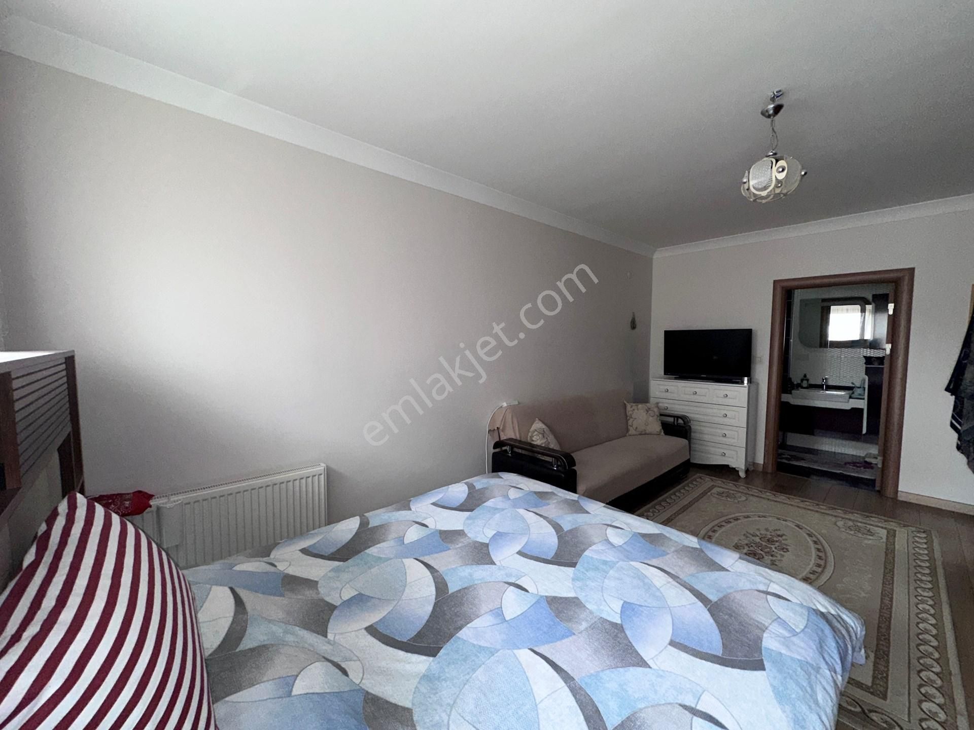 Zümrüt Park Konutlarında Merkezi Lokasyonda Site Dairesi - Görsel 20