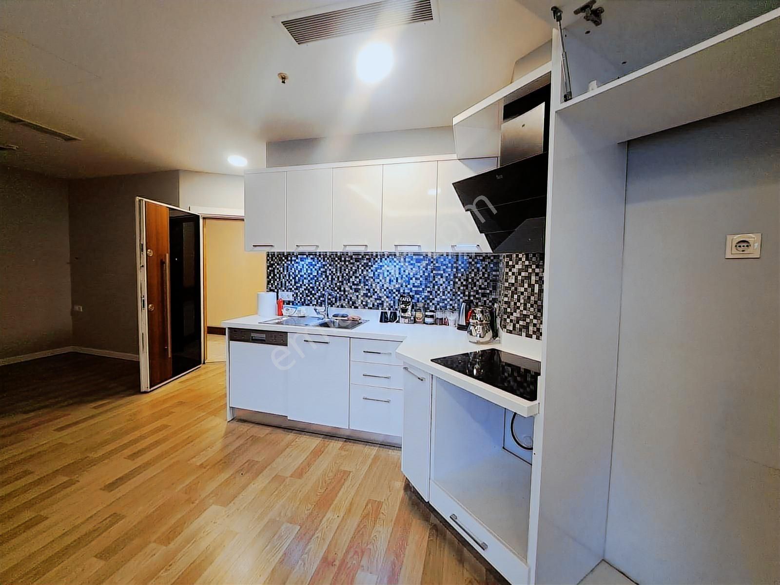 Küçükçekmece / Quality Residence'de / Satılık 1+0 - Görsel 5