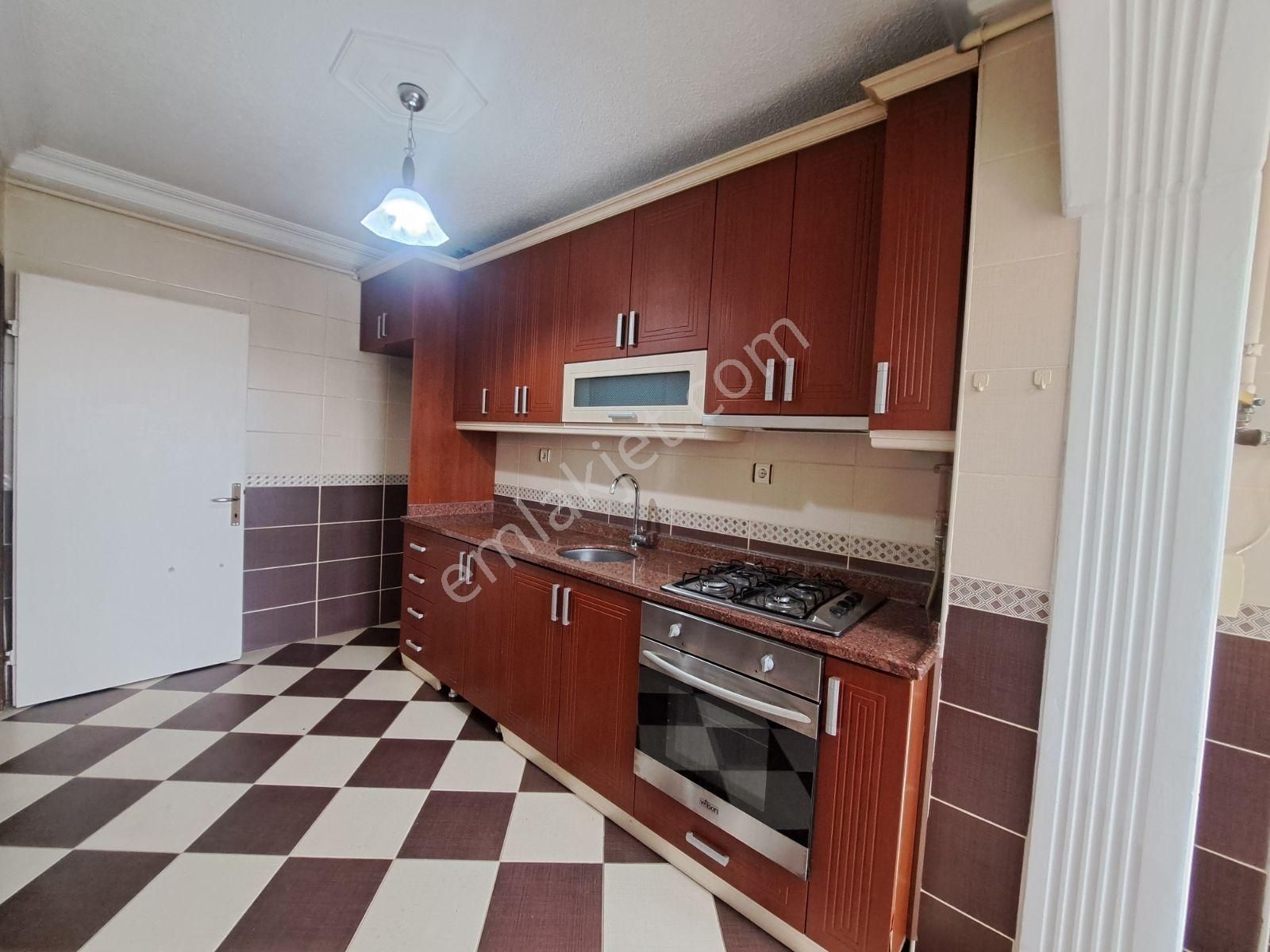 Atakent / Arenapark Karşısı / Boş / Tadilatlı / Ata Sitesi / 3+1