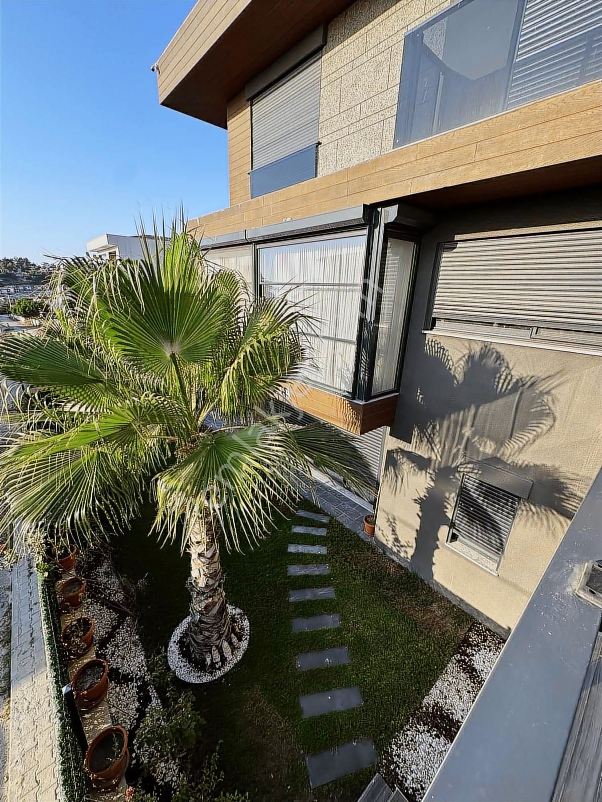 Kuşadası Soğucakta Tek Müstakil Özel Havuzlu Villa - Görsel 21