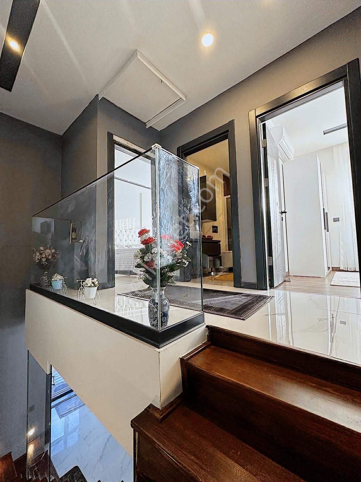 Kuşadası Soğucakta Tek Müstakil Özel Havuzlu Villa - Görsel 14