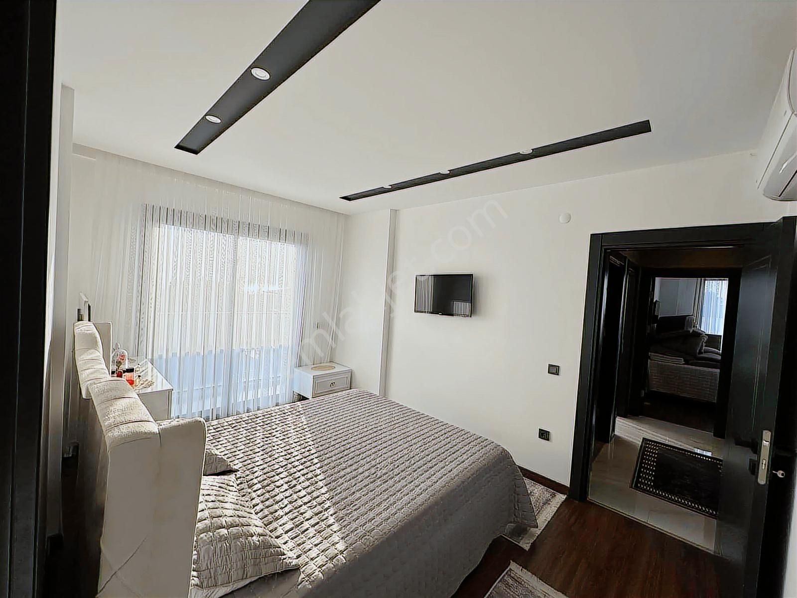 Kuşadası Soğucakta Tek Müstakil Özel Havuzlu Villa - Görsel 31