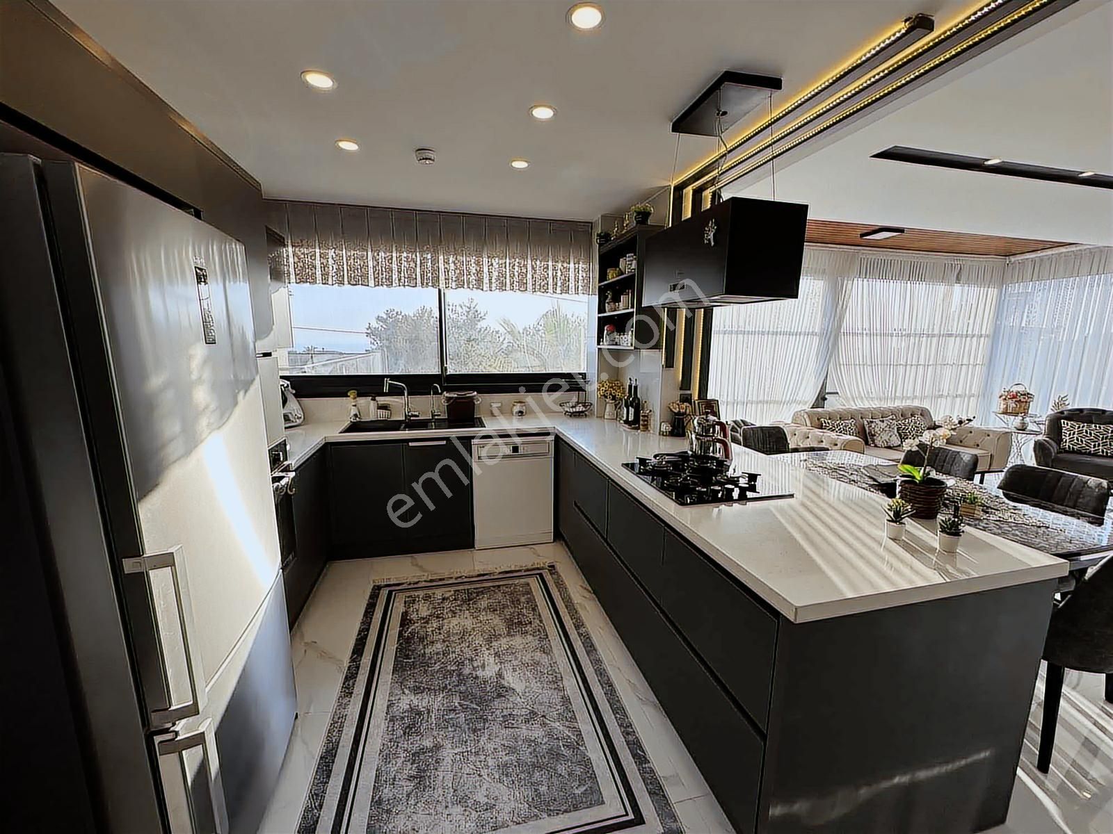 Kuşadası Soğucakta Tek Müstakil Özel Havuzlu Villa - Görsel 28