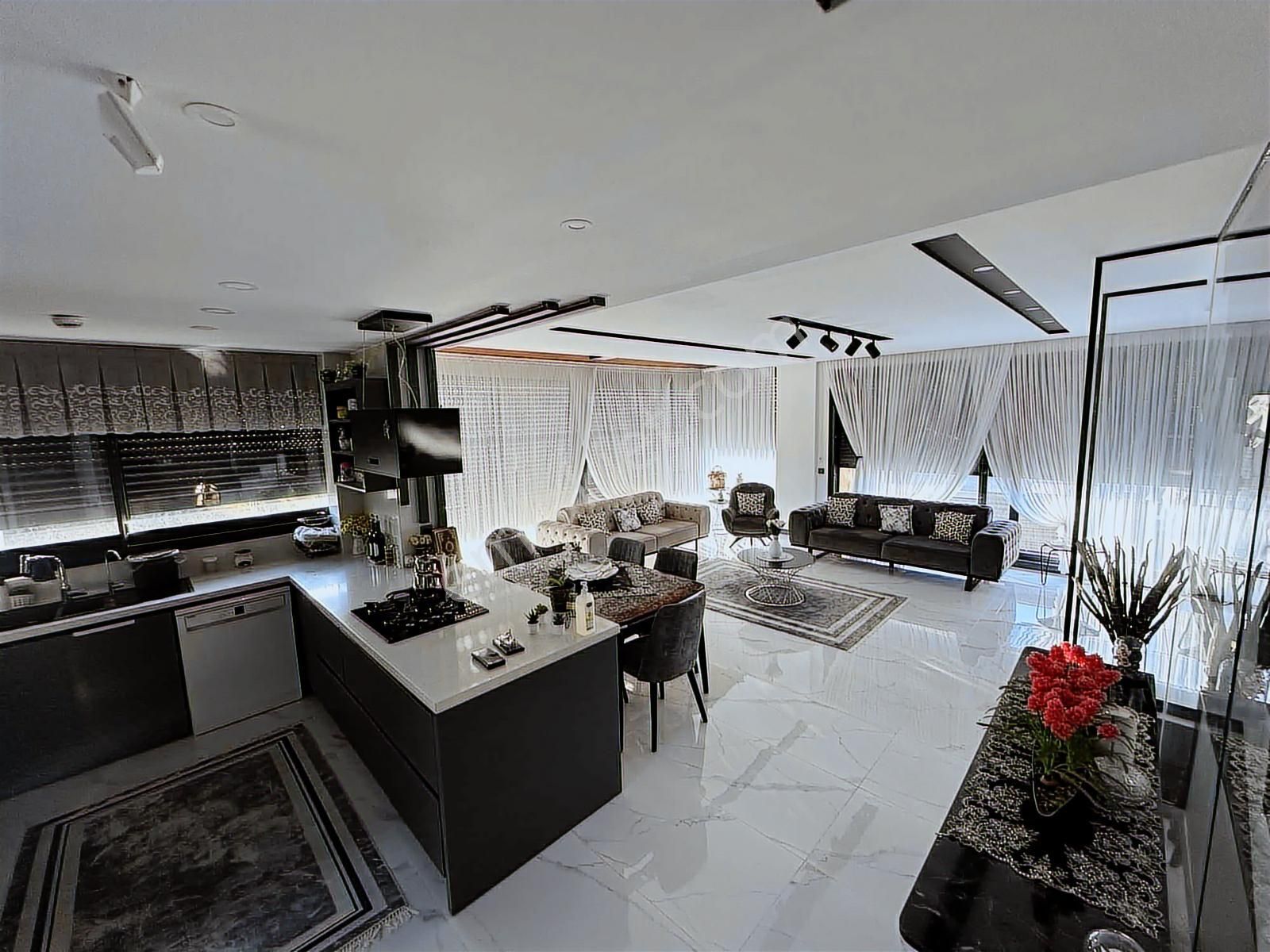 Kuşadası Soğucakta Tek Müstakil Özel Havuzlu Villa - Görsel 19