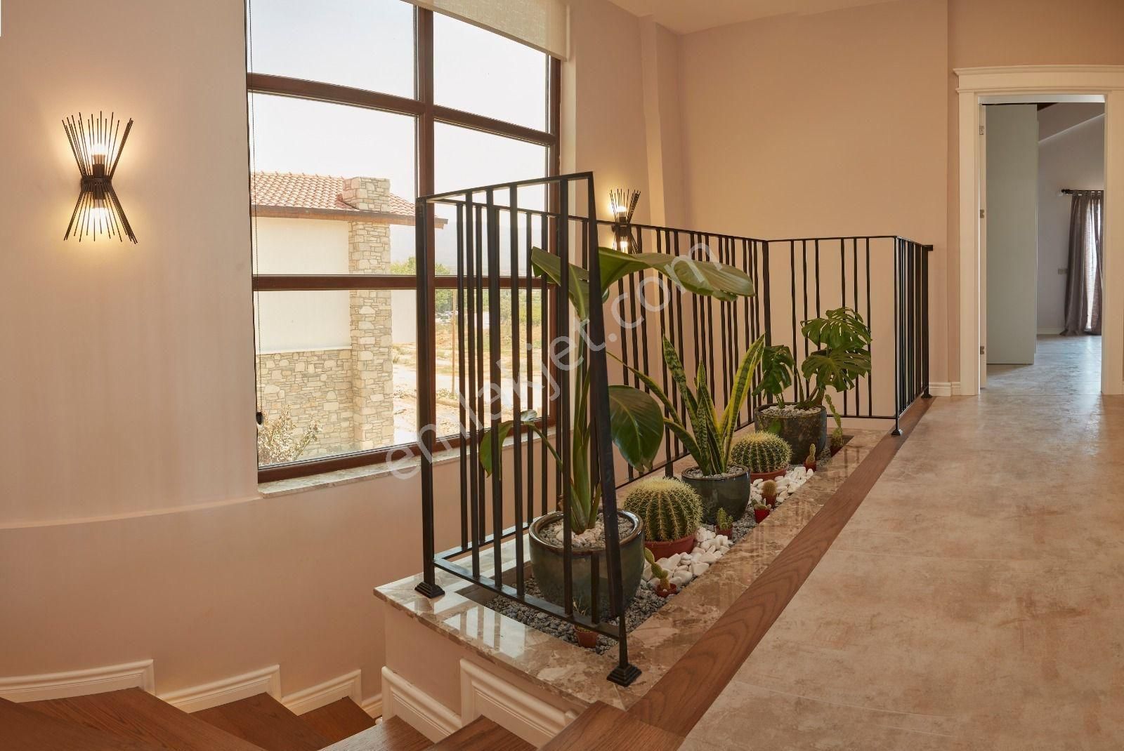 Özel Havuzlu Muhtesem Vılla - Görsel 5