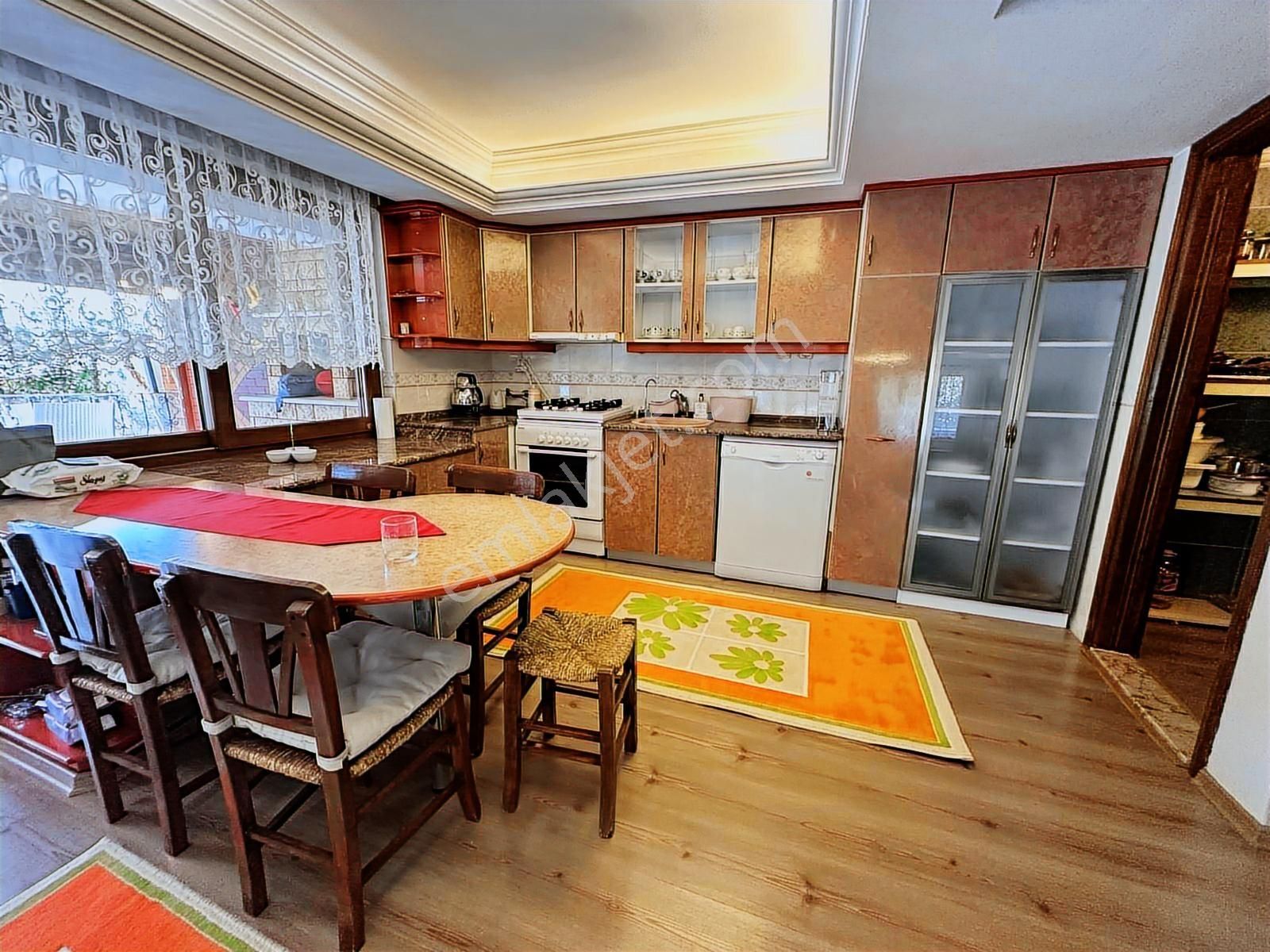 Kuşadası Davutlar'da 5+2 Eşyalı Satılık Villa - Görsel 7