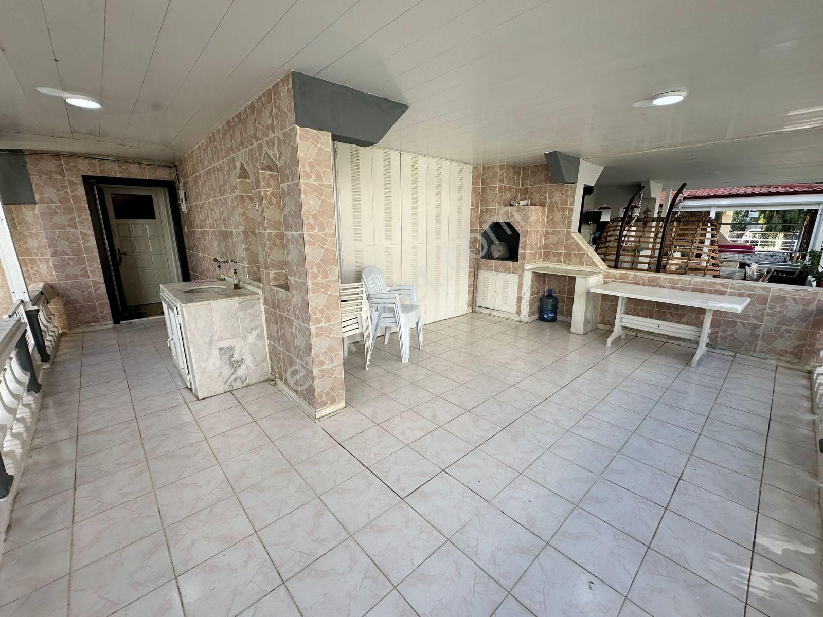 Kuşadası Davutlar Plaja 200 Metre Mesafese - Görsel 19