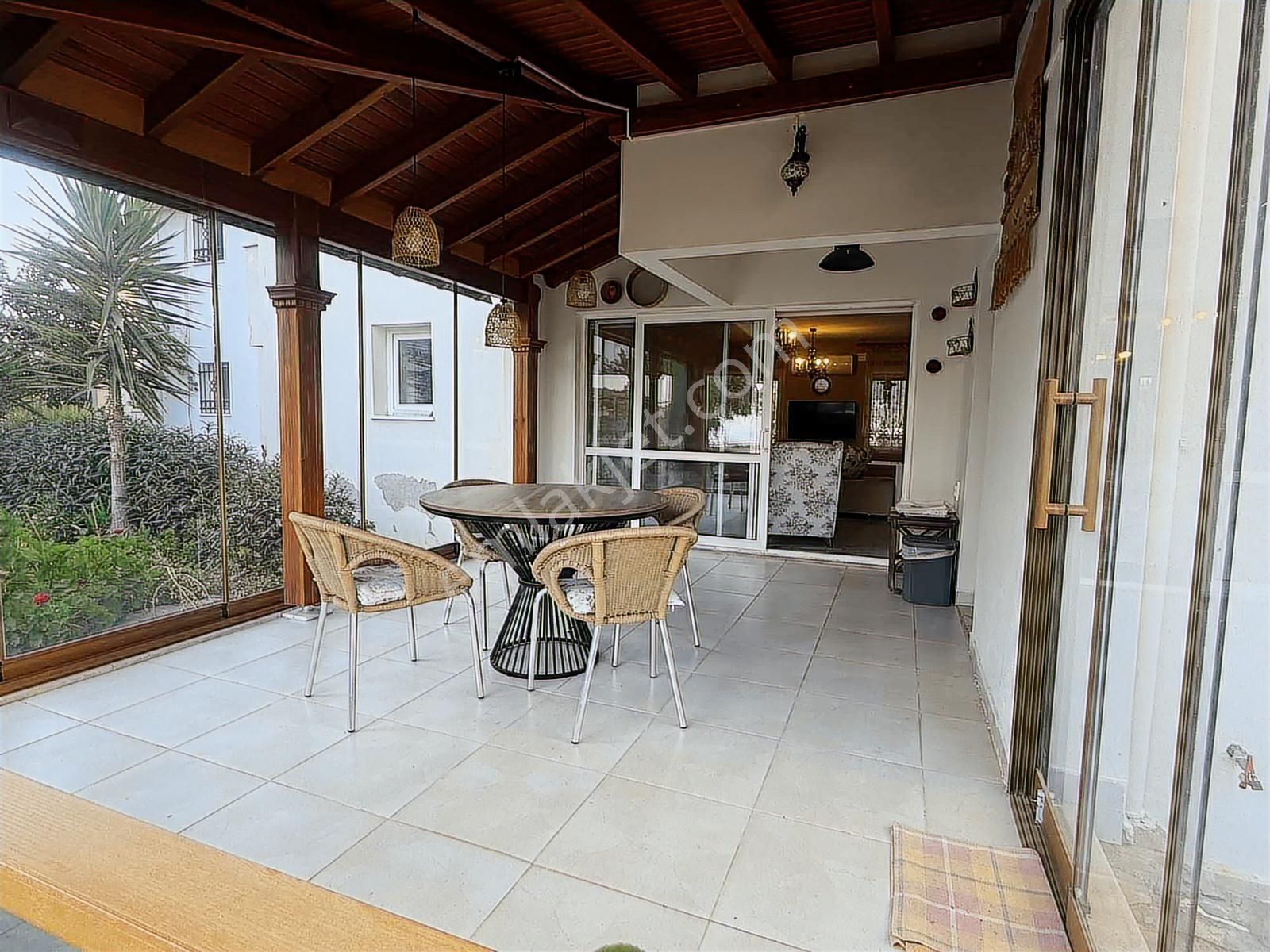 Kuşadası Kuşturda Özel Plajlı, Havuzlu Rüya Gibi Dubleks Villa - Görsel 21