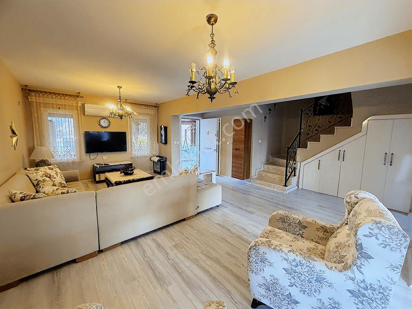 Kuşadası Kuşturda Özel Plajlı, Havuzlu Rüya Gibi Dubleks Villa - Görsel 14