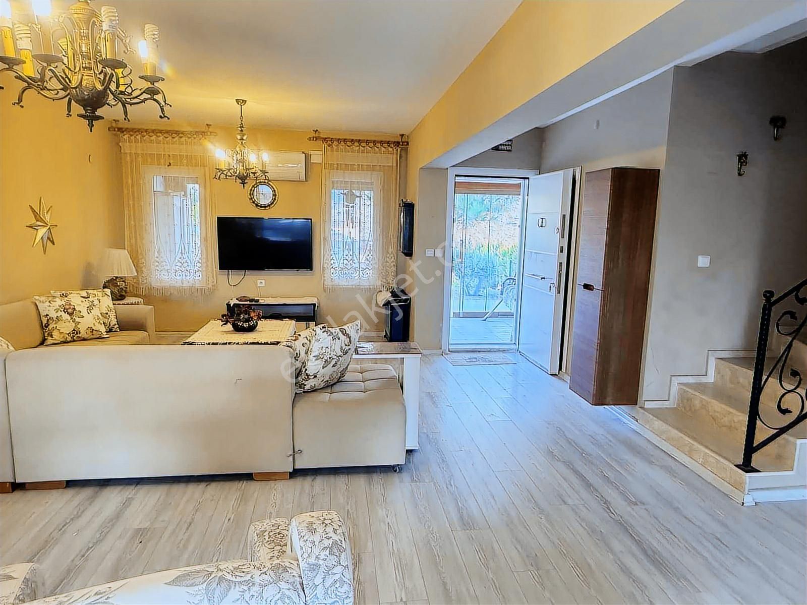 Kuşadası Kuşturda Özel Plajlı, Havuzlu Rüya Gibi Dubleks Villa - Görsel 15