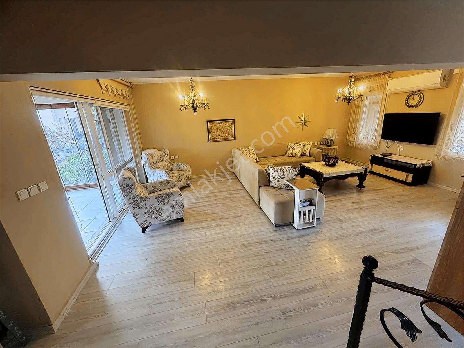 Kuşadası Kuşturda Özel Plajlı, Havuzlu Rüya Gibi Dubleks Villa - Görsel 11