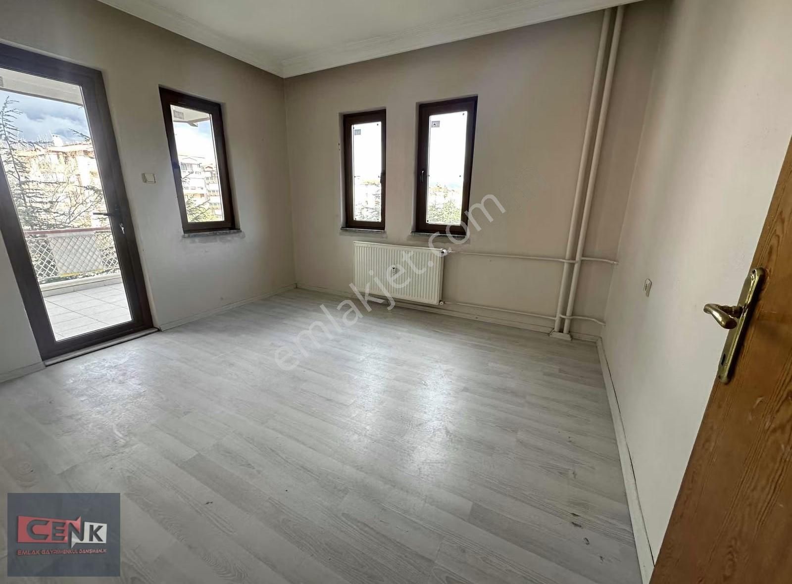 Modernevler Mahallesi Kiralık 3+1 Daire - Görsel 5