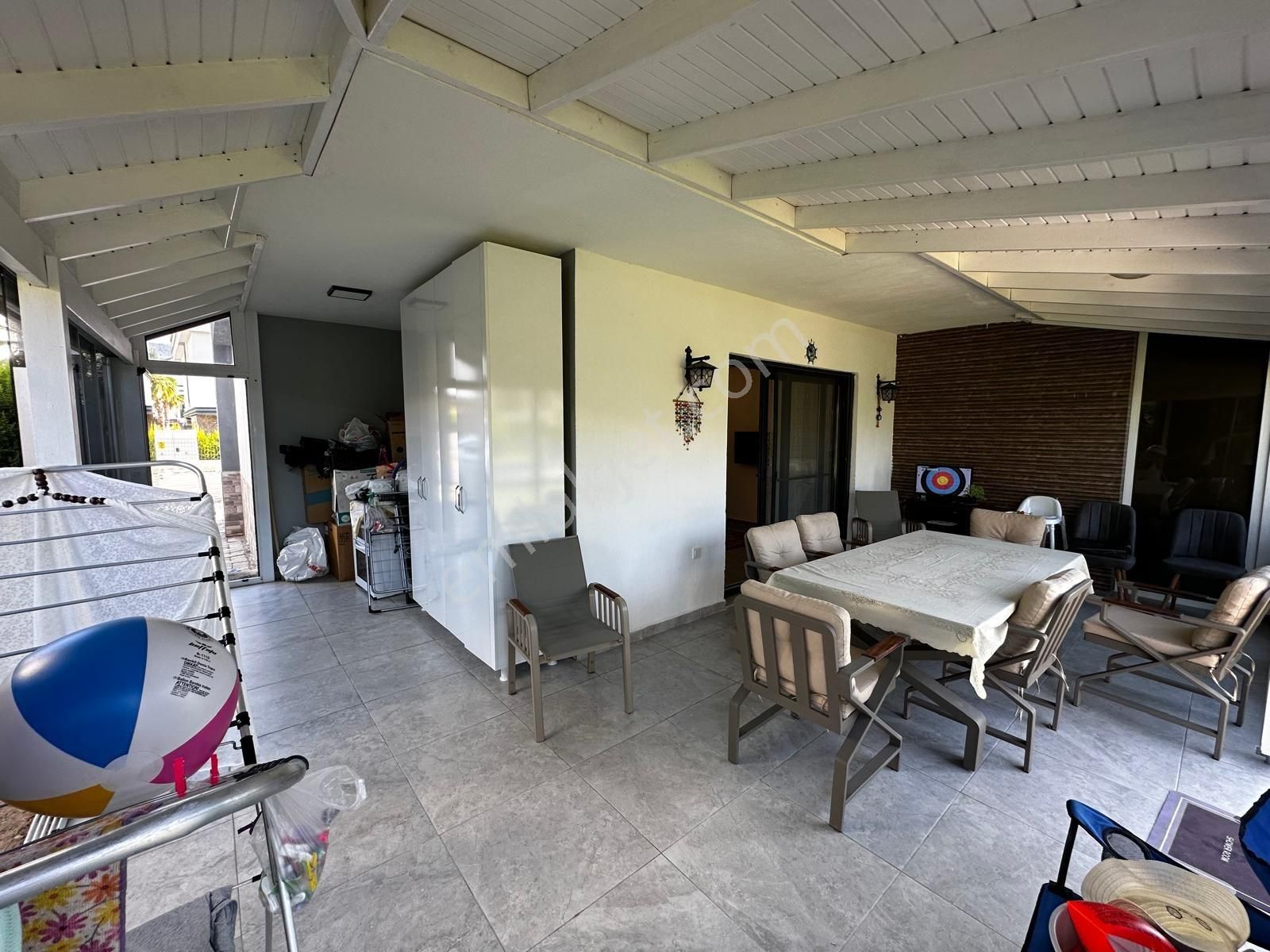 Kuşadası Sevgi Plajı Mevkii 3+1 Villa - Görsel 25