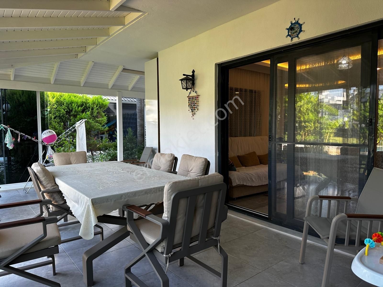 Kuşadası Sevgi Plajı Mevkii 3+1 Villa - Görsel 24